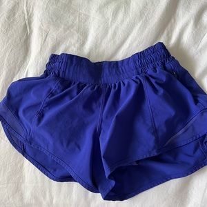 Lululemon hotty hot shorts size 2
